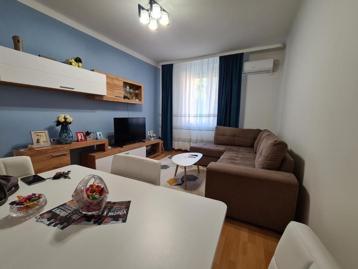 Best Apartment Хунедоара Екстериор снимка