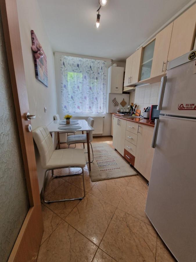 Best Apartment Хунедоара Екстериор снимка